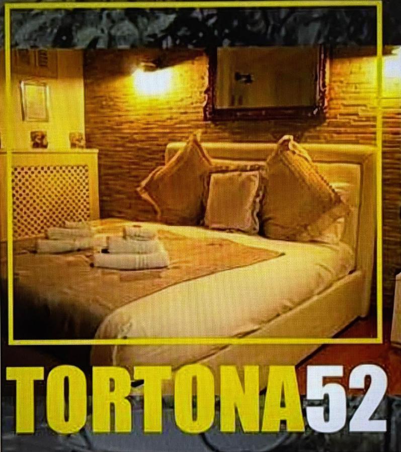 Bb Tortona Bed & Breakfast มิลาน ภายนอก รูปภาพ