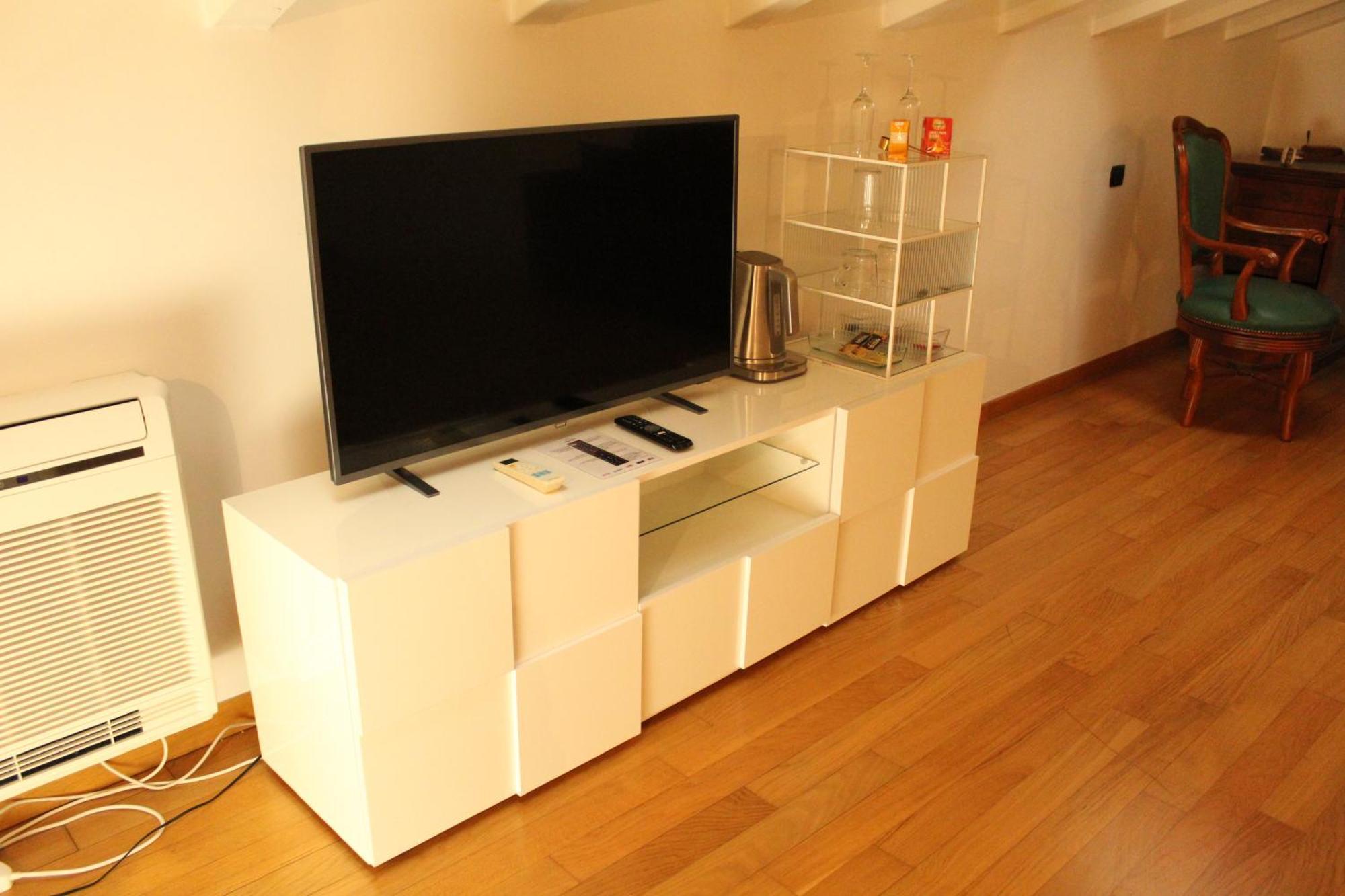 Bb Tortona Bed & Breakfast มิลาน ภายนอก รูปภาพ